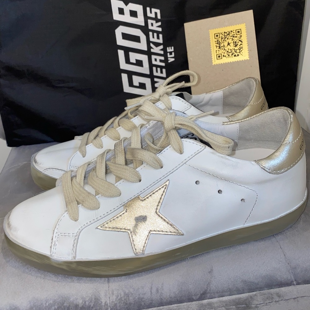 NEW Golden Goose Superstar sneakers in gold